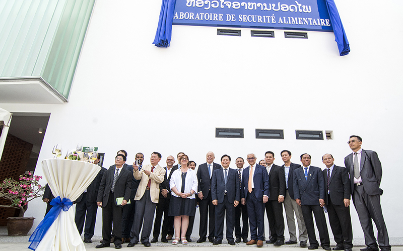 Laos: inauguration of the first Food Safety Laboratory in Vientiane